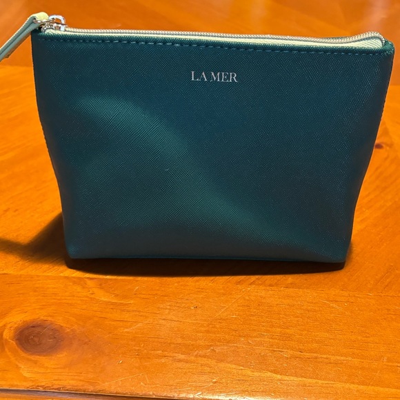 La Mer Cosmetic Bag - Picture 2 of 10